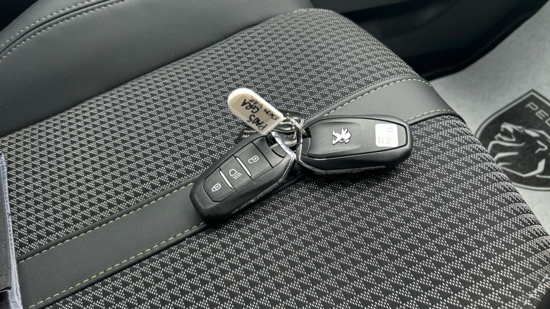 Peugeot 2008 100kW GT 50kWh 5dr Auto Electric Estate